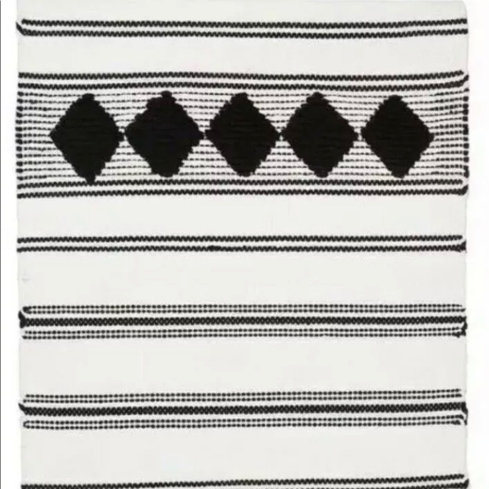 Caravan Diamond Woven Rug - Picture 5 of 5